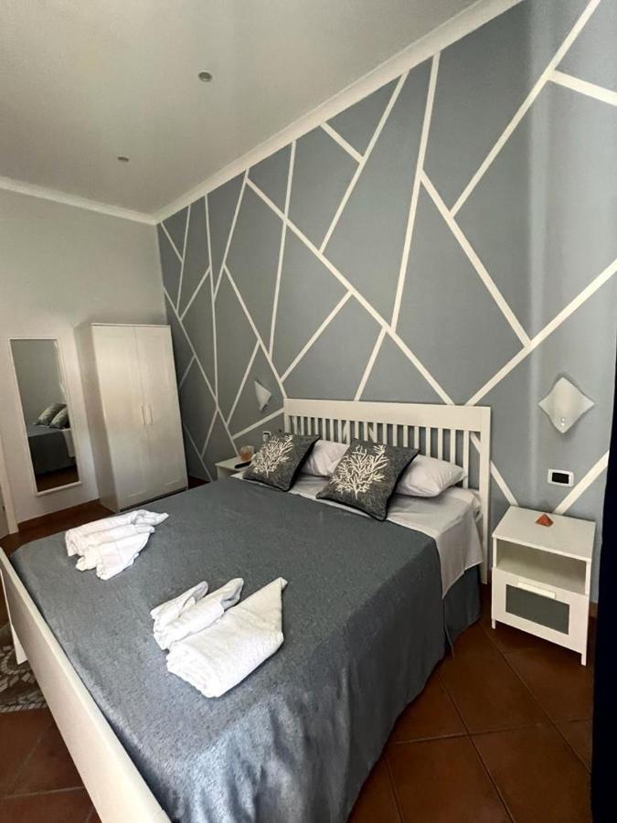 Manu'S Room Наполи Екстериор снимка